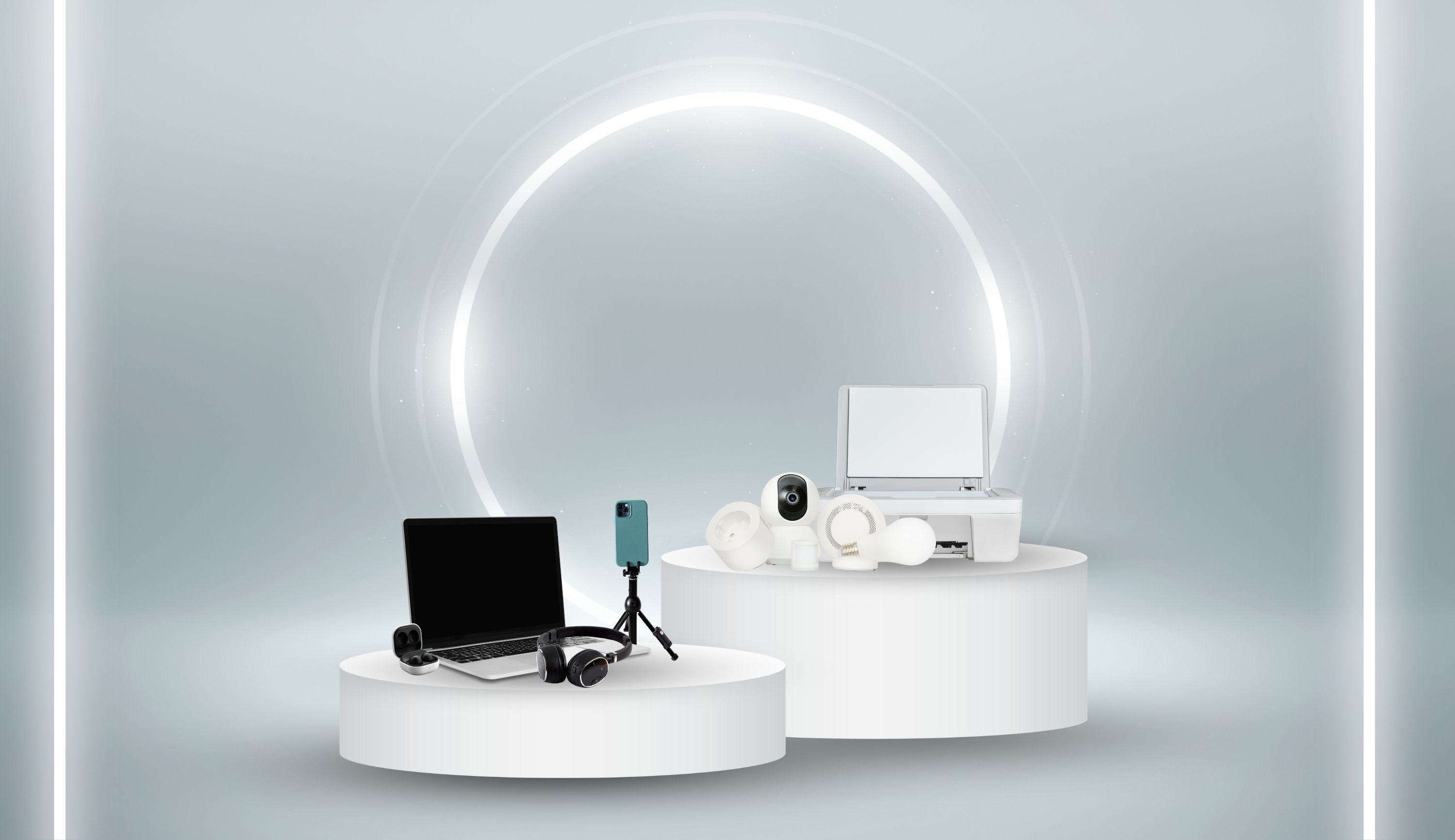 <b>الكهرباء والإلكترونيات والمعلوماتية </b> الصناعة