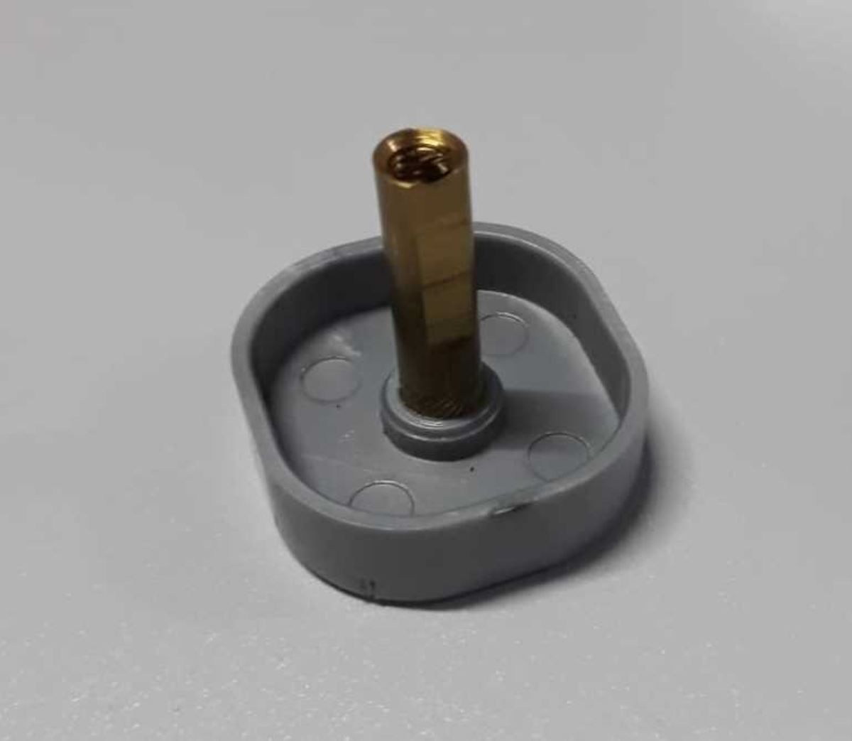 ÖN PANJUR KAPUT KİLİDİ (BUTONU)      TT SERİSİ 1