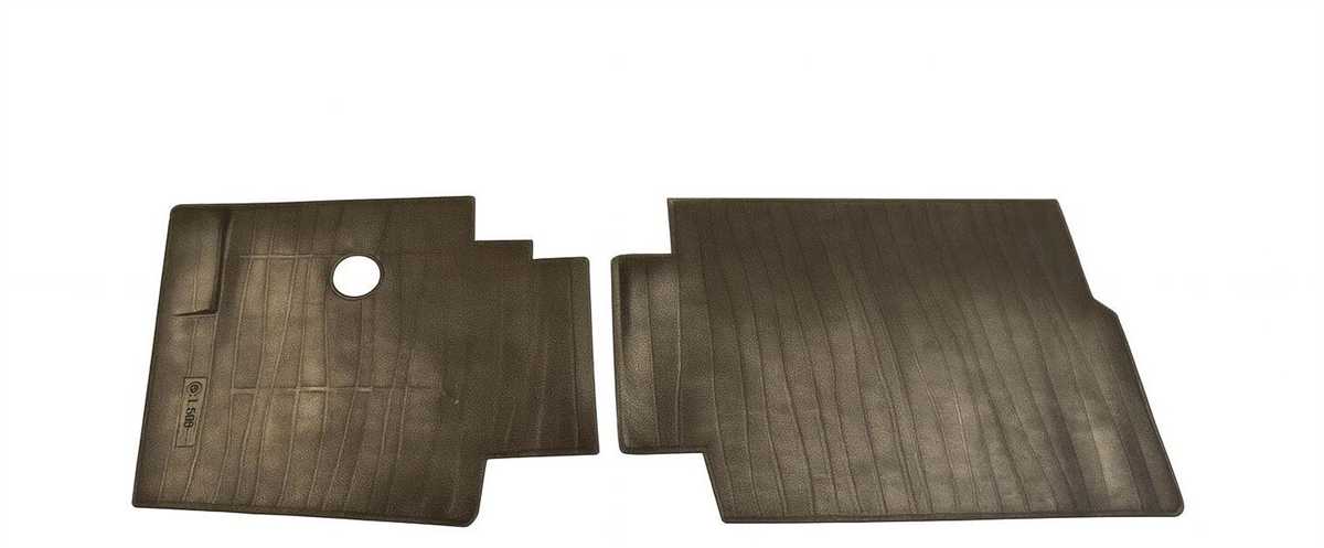 MİTSUBİSHİ L300 KAUÇUK PASPAS 1