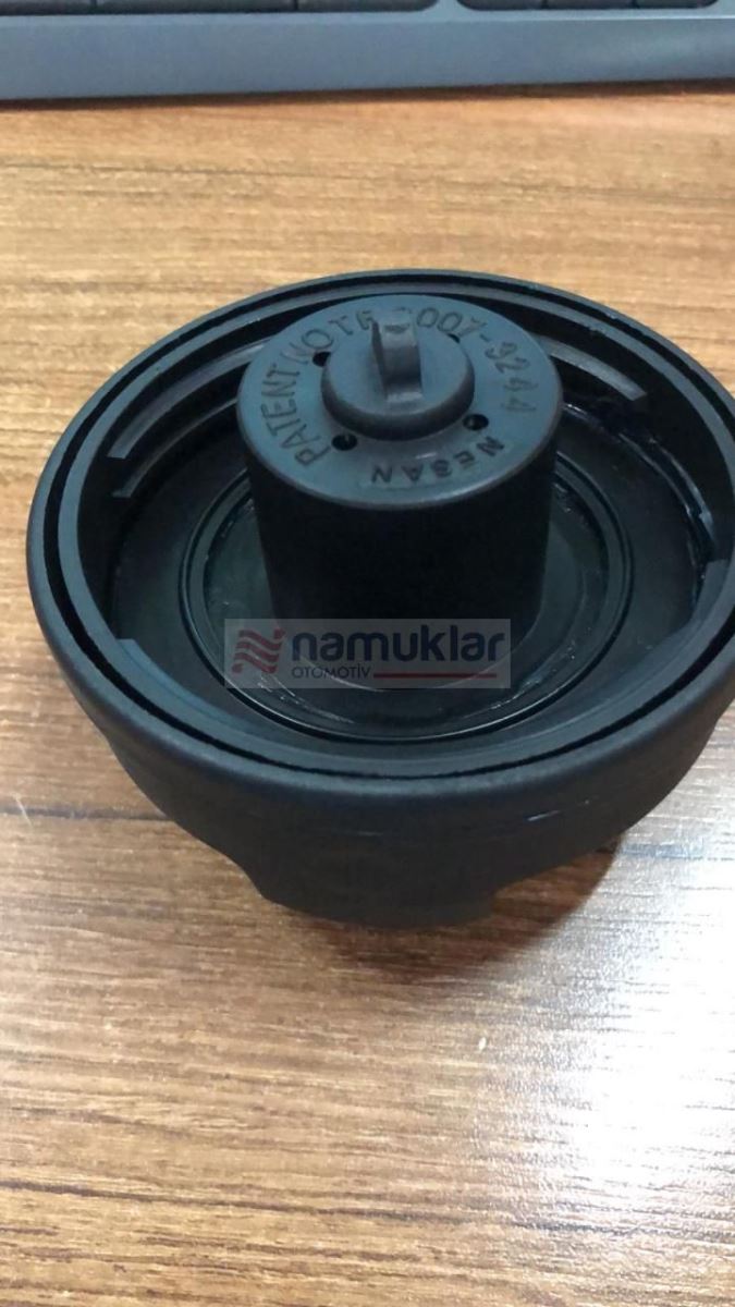 KAPAK-KİLİTLİ YAKIT DEPOS 5083677 1