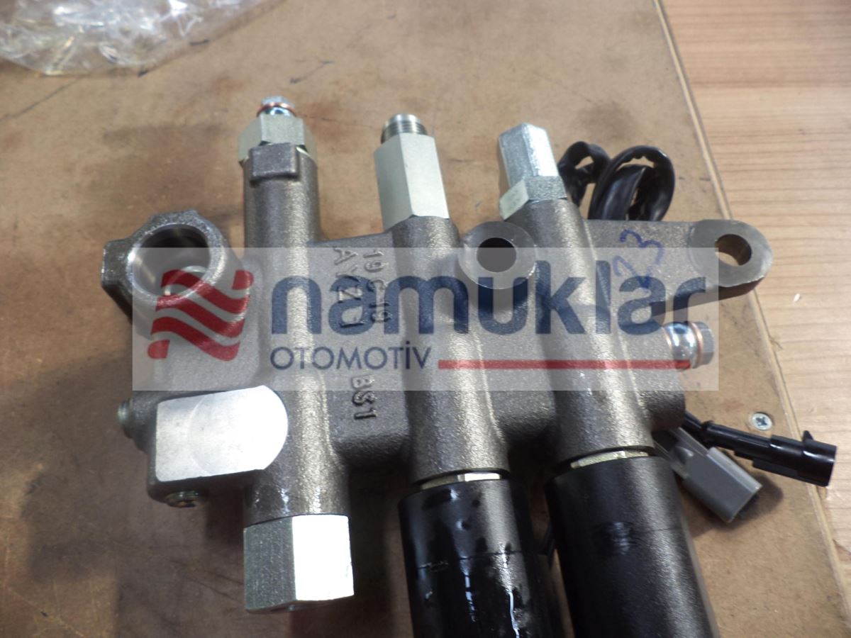 SELENOİD VALF MANİFOLD KOMPLESİ 48008008 1