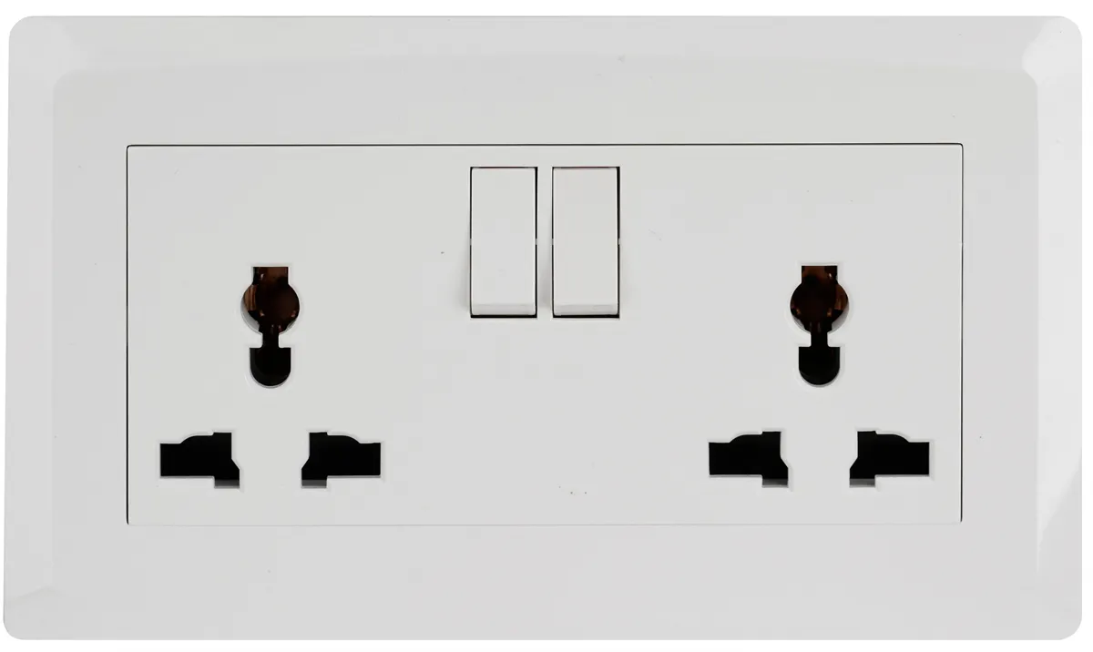 ÜNİVERSAL ANAHTARLI 2+2 GR PRZ 1
