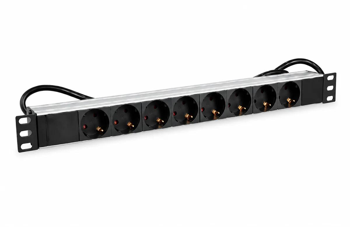 19'' 1U 8 ŞEBEKE PRİZLİ ANAHTARLI PRİZ BLĞ. + 1,5 m KABLOLU 1