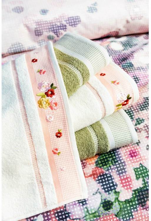 ROSE BUD PEMBE-YESIL 4LU KUTULU HAVLU 1