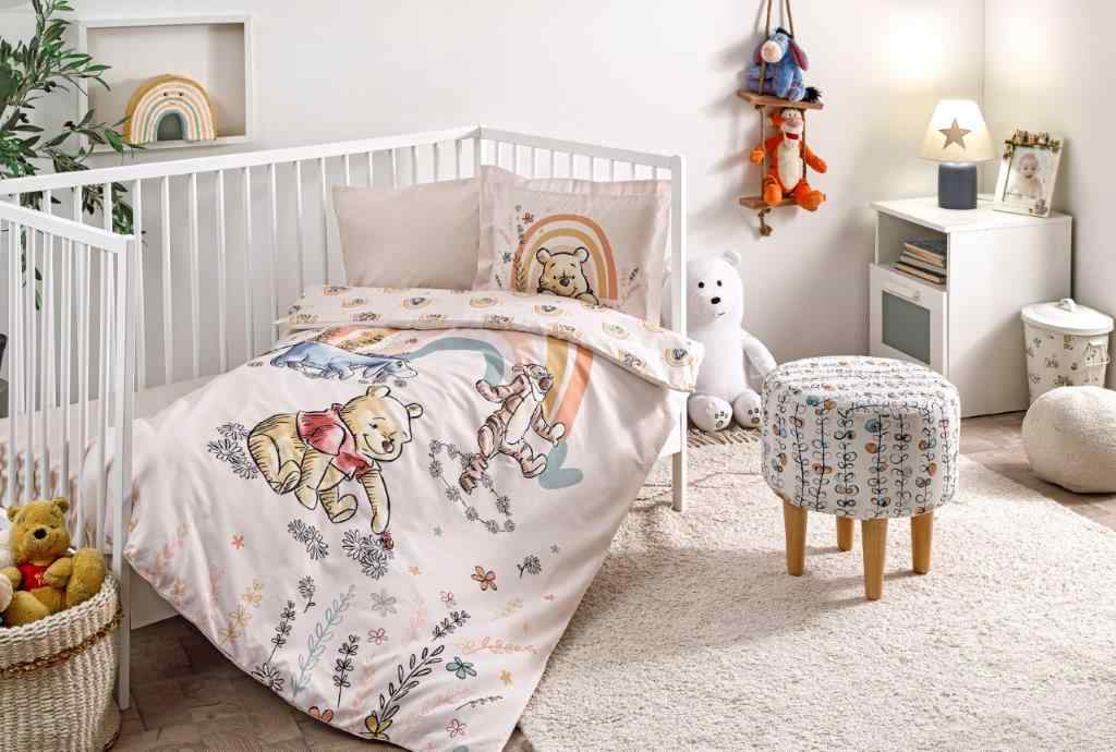 DSNY NEV.TK RF BEBE WINNIE THE POOH RAIN 1