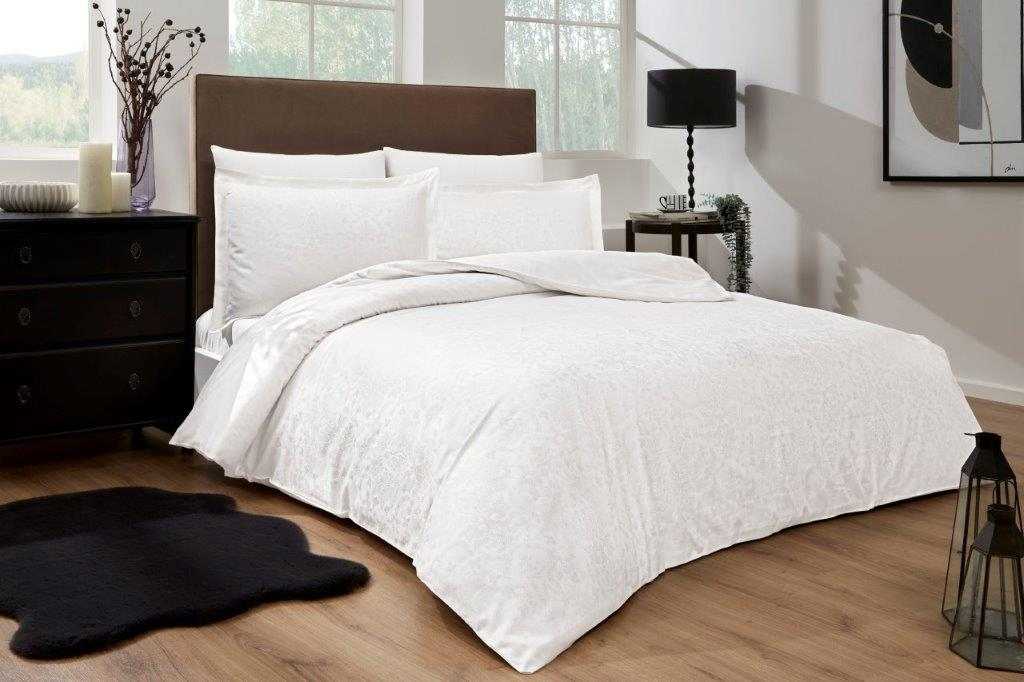 NEV.TK. JAKAR ST CK KREM ORNAMENT 1