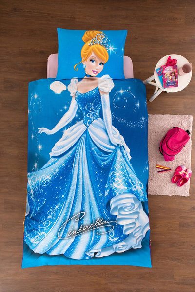 DSNY NEV.TK RF TK MVI CINDERLLARAPUNZEL 1