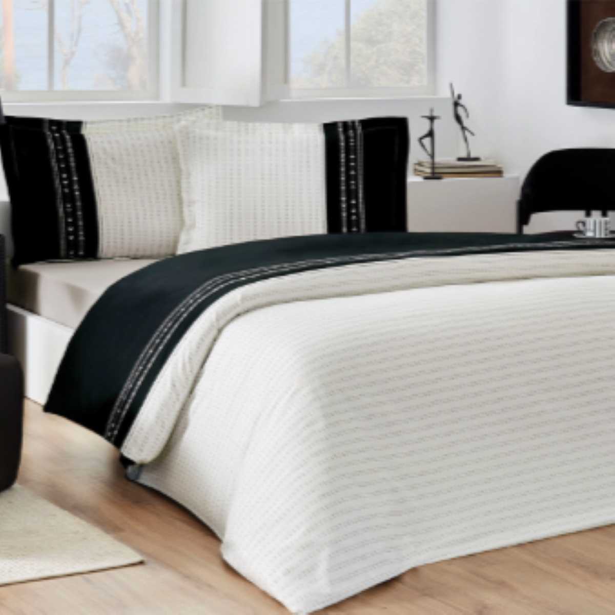 NEV.TK FITTED.CAR RF TK SIYAH DESTAQUE 1