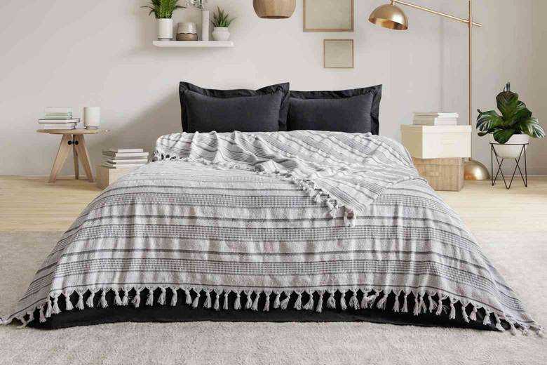 (NEV) PIKE TAKIMI STRIPE GRI 1