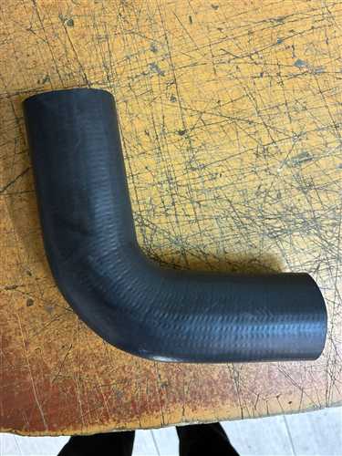 Q48X100X100 OTOKARDİRSEK HORTUM 1