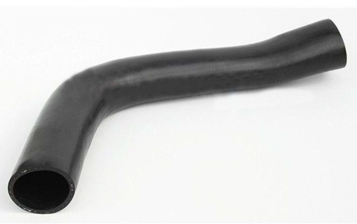 O303 V6-V8 RADYATÖR ÜST HORTUM 3015010582 1