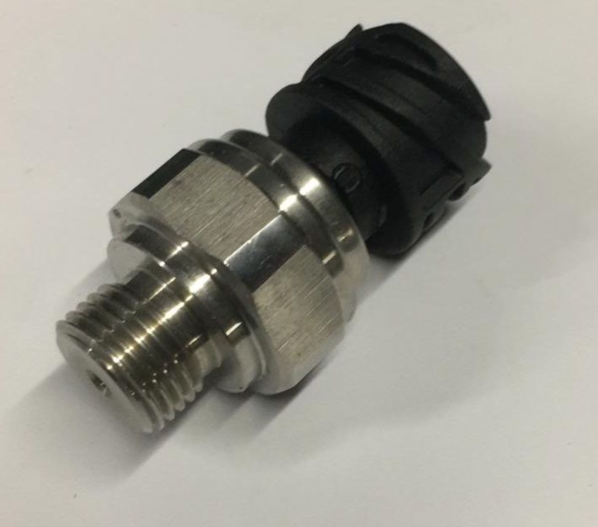 SCANİA ARKA DİNGİL SENSÖRÜ 1362168 1