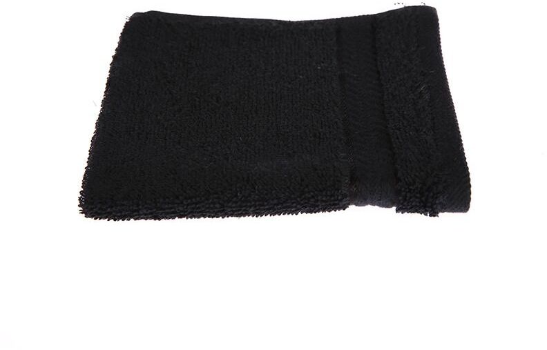 TRENDY SIYAH PECETE 30*30 1