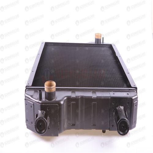 82013306 RADYATÖR KOMPLE 1