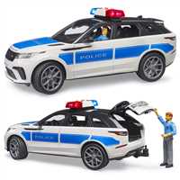 BRUDER BR02890 RANGE ROVER VELAR POLİS ARACI VE SÜRÜCÜ 1:16 4+ 6