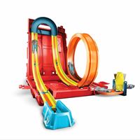 HOT WHEELS HDX78 TRACK BUİLDER BENZİN BİDONU ARABA YARIŞ AKROBASİ SETİ 4+ 4