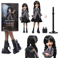 MONSTER HİGH HXJ04 WEDNESDAY OKUL ÜNİFORMALI BEBEK 3+ 1