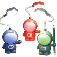 YLZ MASA LAMBASI 476 ASTRONAUT KALEMTIRAŞLI LED USB KABLOLU 5