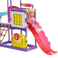 BARBİE GHV89 SKİPPER BABY SİTTERS PARKTA 2