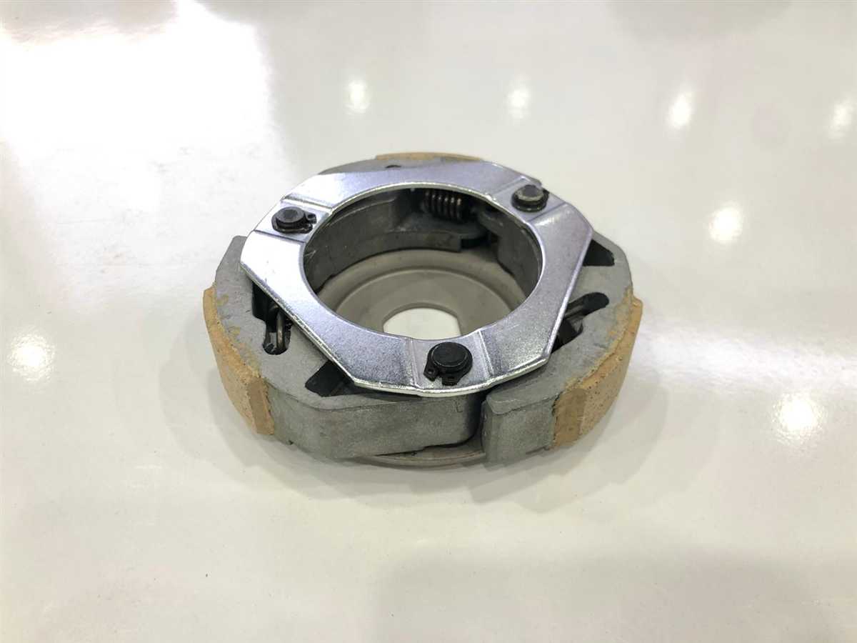 DEBRİYAJ BALATASI 3LÜ SCOOTER 1