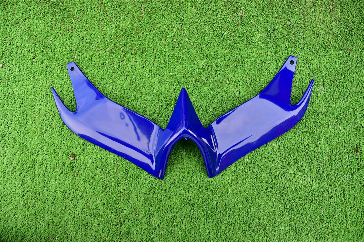 Yamaha YZF R25 Far Altı Winglet Mavi 1