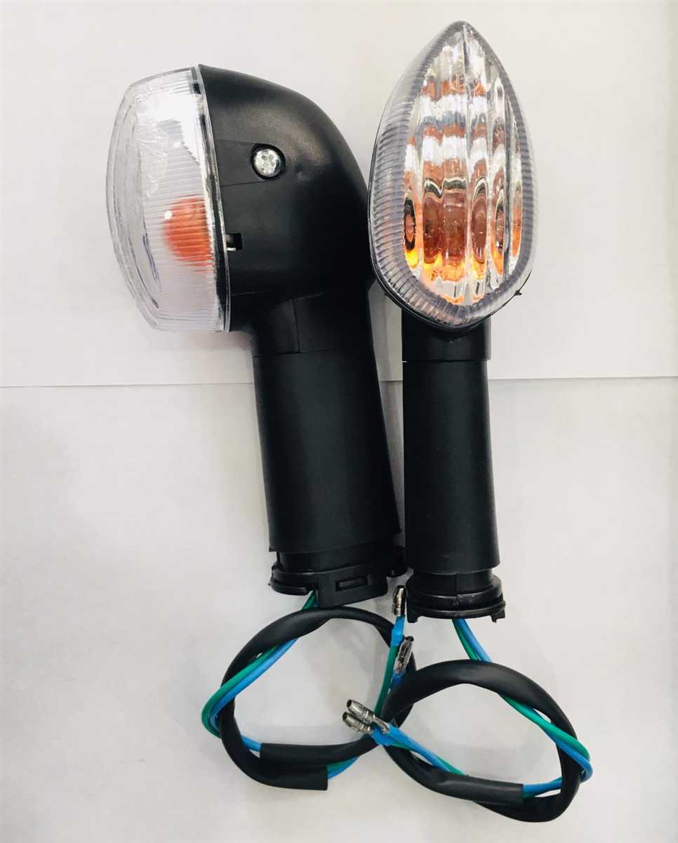 YZF-R25 MT-25 Sinyal Takımı 1