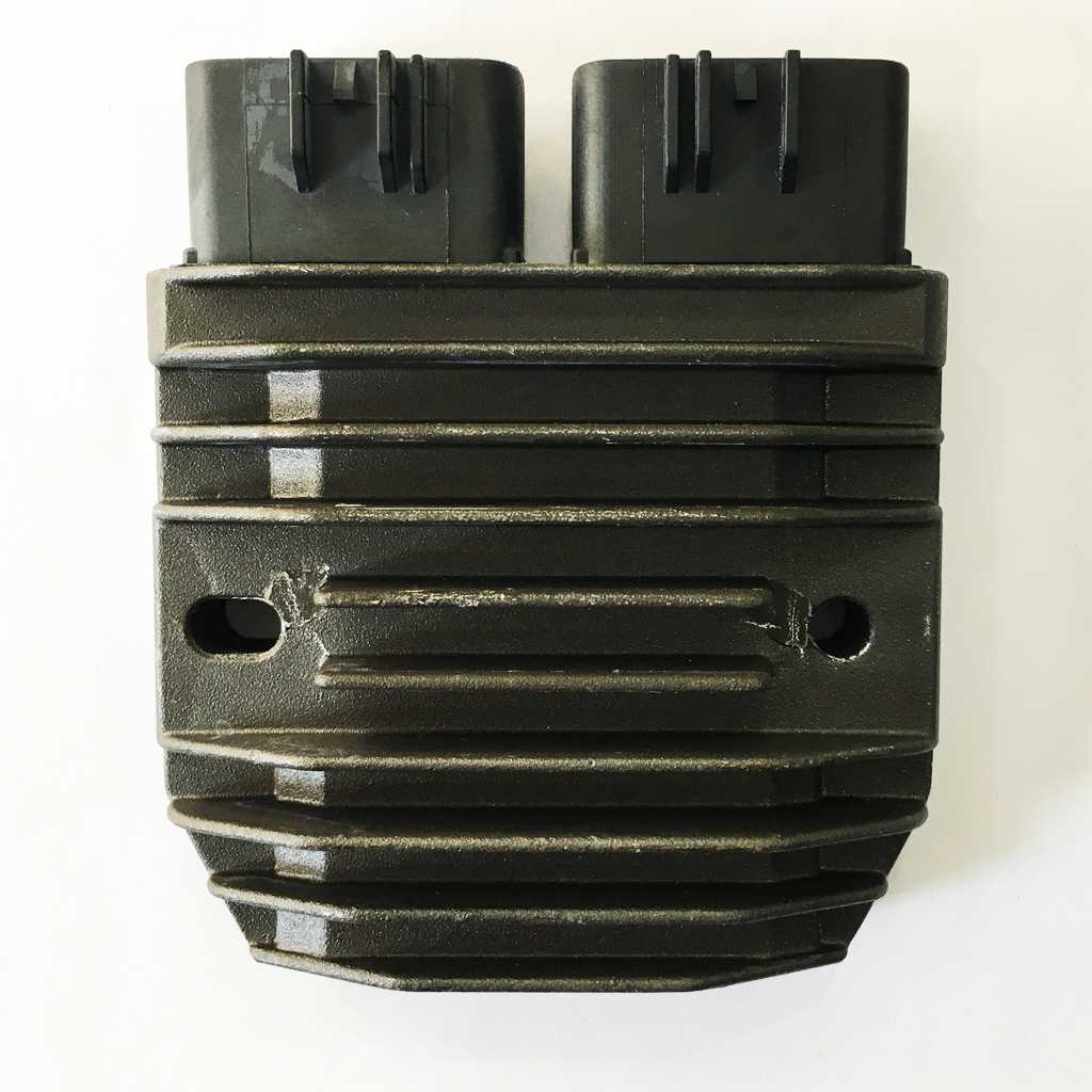 Yamaha R1 2011 Regülatör 1