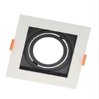 PC BEYAZ+SİYAH SPOT ARMATÜR KARE 1