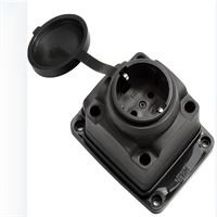 220-000-101 KAUÇUK DUVAR PRİZİ SİYAH 1