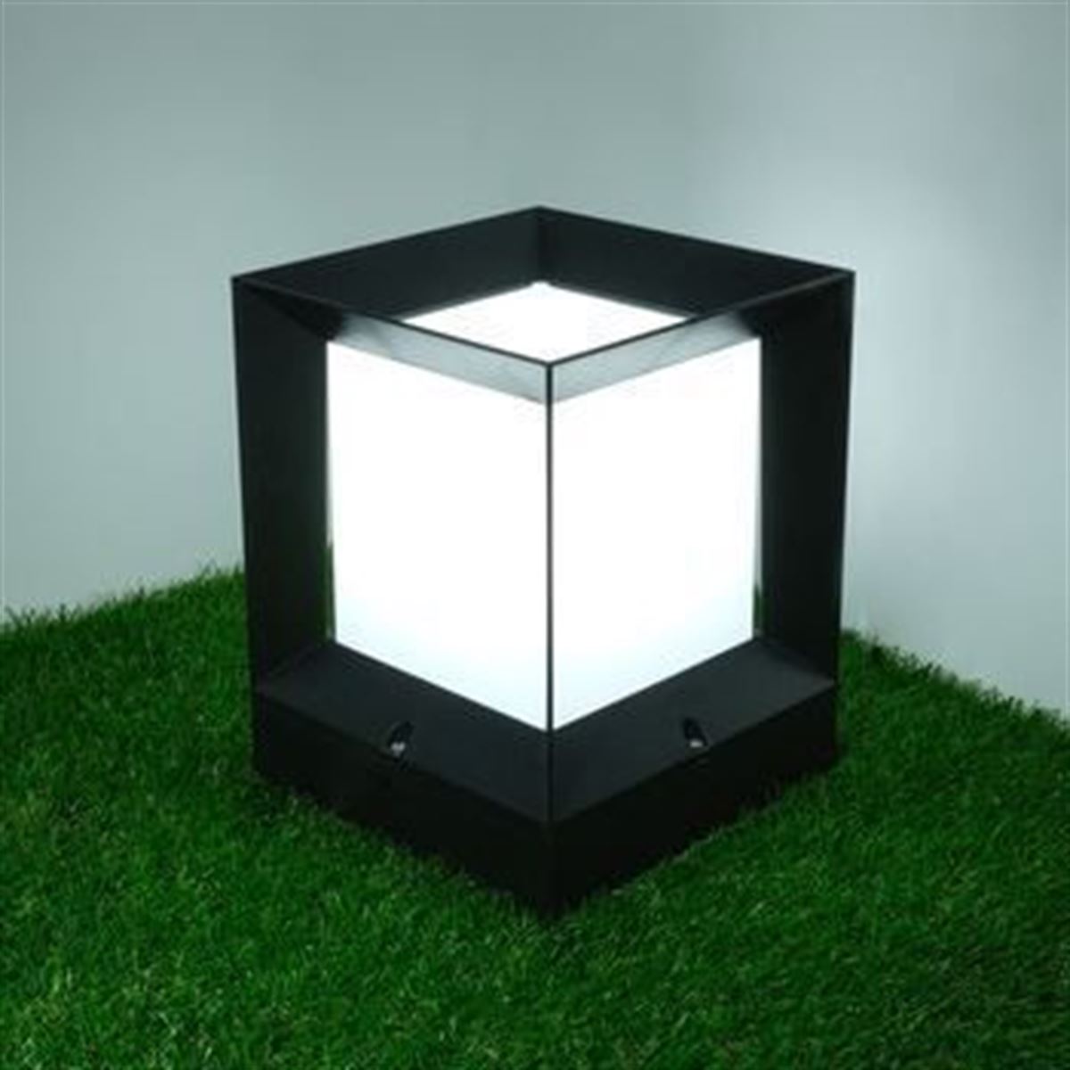 LUNAR PC BAHCE SET USTU ARMATURU E27 225MMX270MM 1