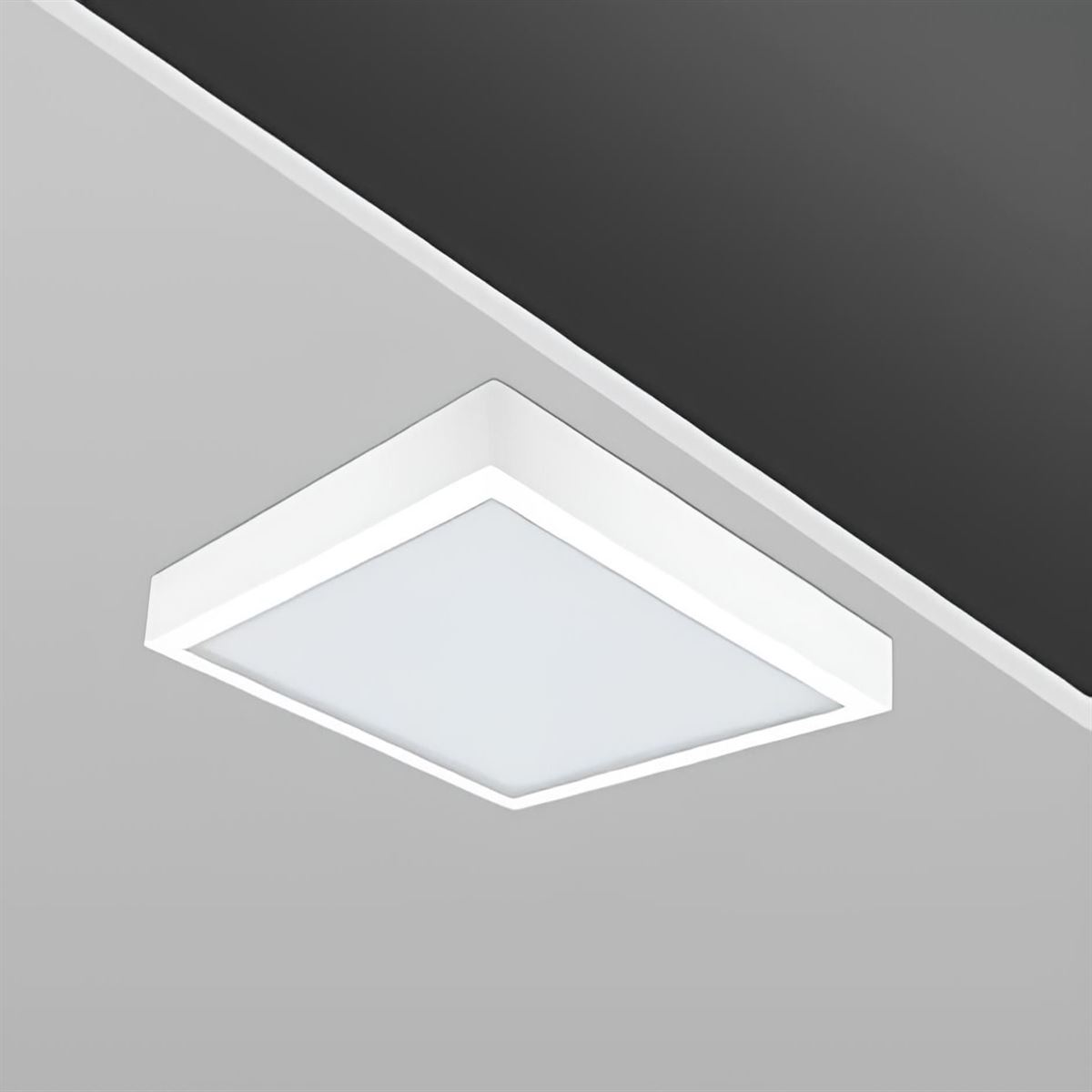 BACKLIGHT S/Ü 18W 4000K ENEC STD DRV 30*30 1